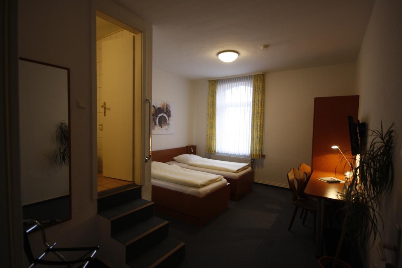 Hotel-Gaststaette Mutter Buermann Хемминген Экстерьер фото
